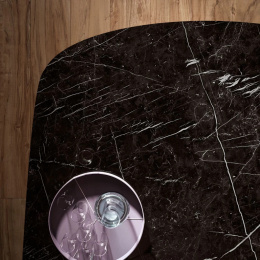 Atlas Plan Nero Marquina Silk 12 mm grubości, rozmiar 324 cm x 162 cm