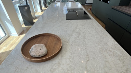 TechniStone Glencoe - blaty robocze w subtelnej palecie beżów, szarości