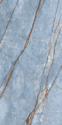 Marble HERITAGE Azure -Kolor: jasne, wyrafinowane niebieskie tło, na którym wyraźnie odcina się głęboka, rdzawa żyła