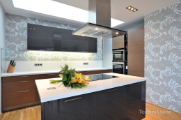 Technistone Crystal Absolute White - kuchnia,  blaty i ściany