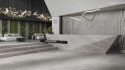 Lobby hotelowe  i podłoga wykonana z szarego spieku TRI-D RITUAL GREY 