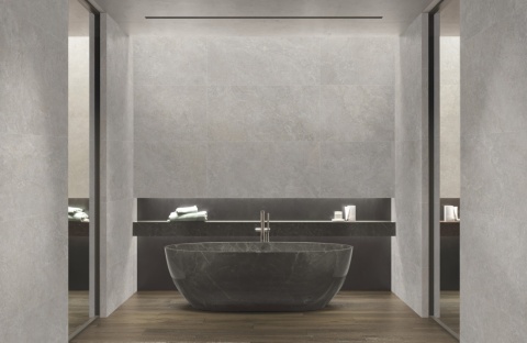 Ściany w łazience wykonane ze spieku Linen Desert to odcień ciepłego beżu, przypominający pustynny piasek.