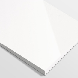 Płyta - Bianco Puro to jednolita, śnieżnobiała powierzchnia bez żadnych żyłek czy pigmentów.