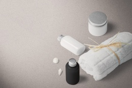 Blat wykonany z Bologna  o szarej powierzchni z bardzo subtelnie widocznymi, drobnymi ziarnami kwarcu