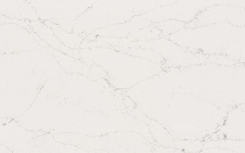 Stormio zachwyca czystością bieli przełamaną subtelnymi, srebrzysto-szarymi żyłami