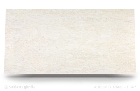 Aurum Strand - jasnye tło w tonacjach kremowo-beżowych, z żyłkami w odcieniach wanilii i złamanej bieli.