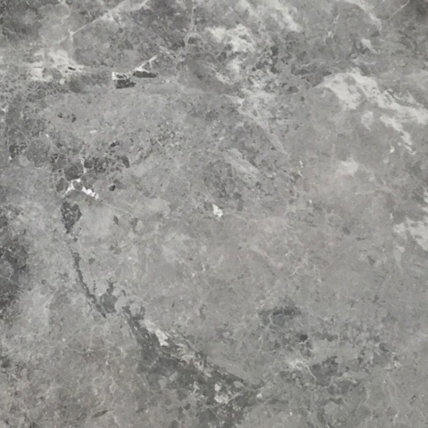 Elegant Grey to marmur naturalny klasy EX, który zachwyca grafitową głębią, eleganckim żyłkowaniem