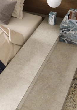 Zbliżenie na płytę Infinity SE11 Palladium Ivory w matowym, jasnym beżowym wykończeniu