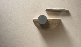 Zbliżenie na fakturę spieku Infinity Arkeon Plaster Snow Matte w jasnobeżowej tonacji inspirowanej tynkiem