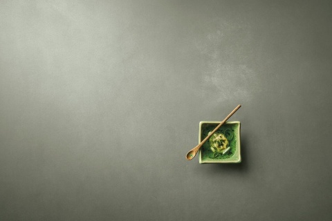 Blat kuchenny z kwarcowego spieku Numex Gordes matte 12 mm z miseczką zupy