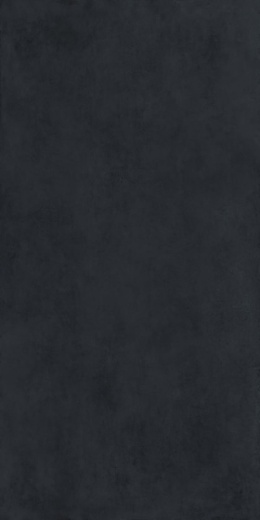 Total Black to głęboki, intensywny odcień czerni, który dzięki satynowej strukturze zyskuje miękkość