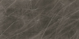 Ferox cechuje się ciepłym, ziemistym brązem z mocnym charakterem, któremu towarzyszą subtelne białe żyłki