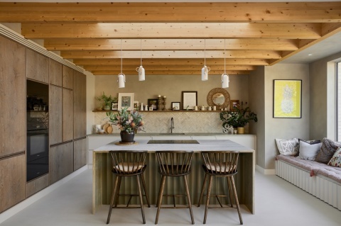 Kuchnia z wyspą w wykończeniu Dekton Grigio KC mat.