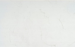 Płyta Dekton Malibu 8 mm z delikatnym szarym żyłkowaniem na białym tle