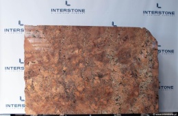 pełna płyta Bordeaux z intensywną kolorystyką i ciepłym, czerwono-pomarańczowym tonem.