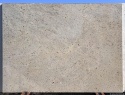 płyta w wykończeniu ds_pod_sand, z wyraźną, chropowatą fakturą i surowym, piaskowym charakterem.