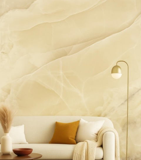 salon ściana ozdobna wyłożona spiekiem Grespania Alaska Ambar Pulido