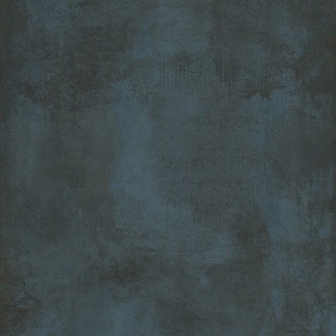 Detal płyty Distrito Iron Natural – matowa faktura o głębokiej, metalicznej tonacji.