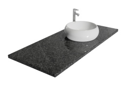 Blat z granitu Impala Oryginalna RPA z nablatową umywalką, o ciemnoszarej, równomiernie drobnoziarnistej strukturze