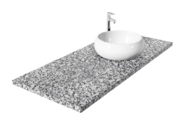 Blat z granitu Strzegom z nablatową umywalką, o jasnoszarej, drobnoziarnistej i naturalnej strukturze