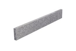 Cokół z granitu Bianco Crystal 10 cm – jasny granit o drobnej strukturze, element wykończeniowy