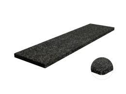 Parapet FALCO z granitu Brazilian Black – ciemny, naturalny kamień o gładkiej powierzchni i subtelnym połysku