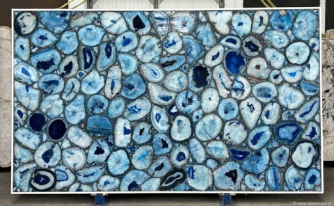 Płyta Agata Azul 20 mm polerowana, naturalny kamień szlachetny z niebieskimi prześwitami i unikalnym rysunkiem
