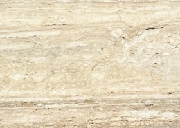 Płyta Trawertynu Navona w kremowo-beżowym odcieniu z delikatnym, falistym rysunkiem.