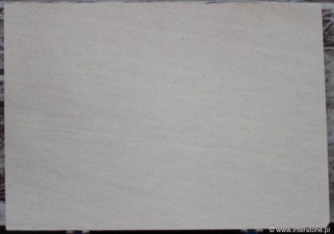 Slab wapienia Moca Creme 20 mm, jednolity rysunek i subtelna struktura kamienia.