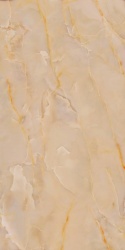 Marazzi Marble Look Onice Beige – onyksowy spiek w ciepłym beżowym odcieniu z delikatnym złotym użyleniem
