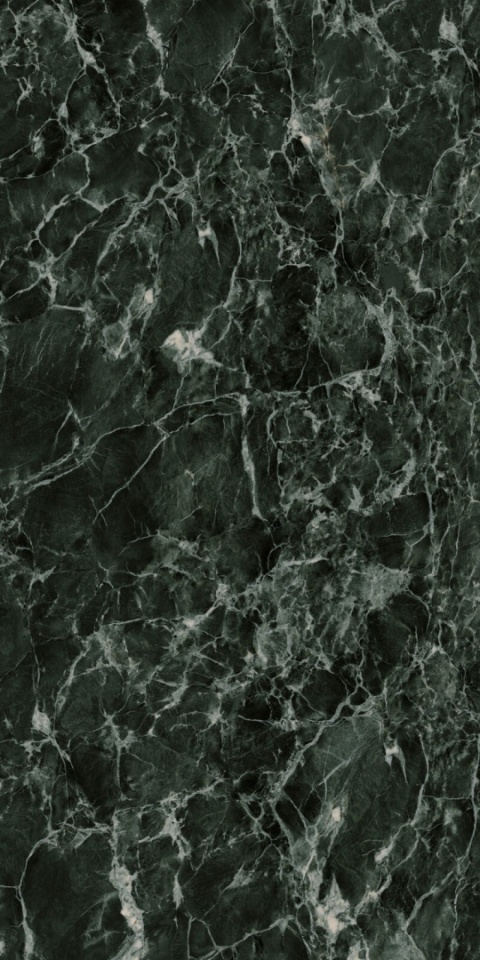 Marazzi Marble Look Verde Aver – ciemnozielony spiek marmurowy z dynamicznym białym żyłkowaniem