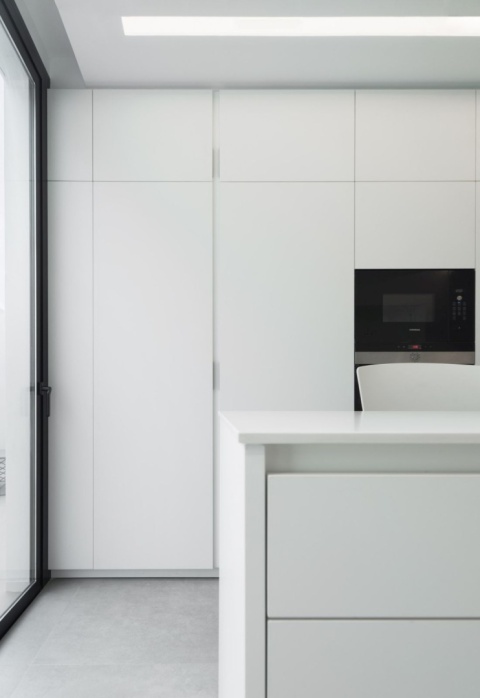 Neolith Arctic White - wykończenie 6x1500x1500 mm, wykończenie satyna