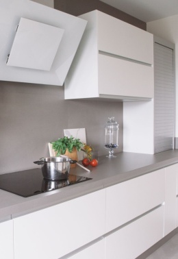 Neolith Cement ściana