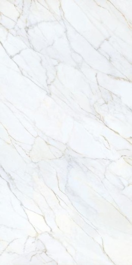 Marazzi Marble Look Calacatta Supreme – biała płyta z delikatnym złoto-szarym użyleniem