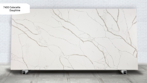 Avant Quartz 7400 Calacatta Dauphine poler biały konglomerat kwarcowy z szaro-beżowym użyleniem