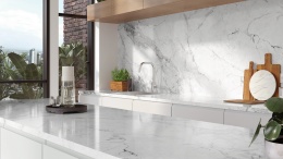 Avant Quartz 5710 Calacatta Normandie poler 20 mm na blacie i okładzinie kuchennej