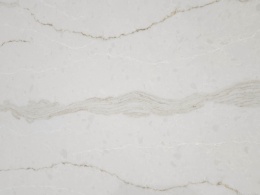 InterQ Perla Santana Polished 20 mm – jasny konglomerat kwarco-granitowy z subtelnym perłowo-beżowym rysunkiem warstwowym