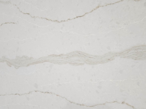 InterQ Perla Santana Polished 20 mm – jasny konglomerat kwarco-granitowy z subtelnym perłowo-beżowym rysunkiem warstwowym