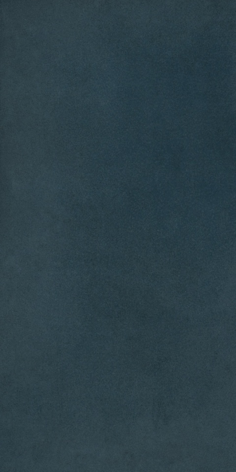 Marazzi Grande Lume Petrolio Lux – spiek kwarcowy w tonach petrolu, granatu i morskiej zieleni z połyskiem