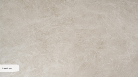 Zbliżenie na Keralini Crystal Cream z subtelną jasną strukturą kamienną