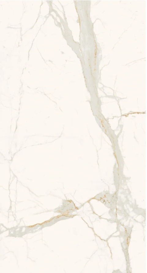 SapienStone Calacatta Natural 12 mm z jasną bazą i delikatnym szaro-złotym użyleniem