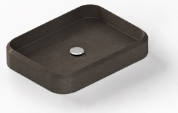 Umywalka Integrity Marie L Silestone Calypso o większej, zaokrąglonej formie i ciemnobrązowej powierzchni