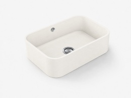 Zlewozmywak Integrity Due L Silestone Blanco Zeus w jednolitej bieli i wydłużonej, zaokrąglonej formie