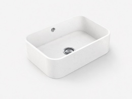 Zlewozmywak Integrity Due L Silestone Et. Statuario z większą komorą i jasnym marmurowym wzorem