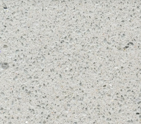 Próbka Silestone Blanco Stellar 13 z jasną bazą i drobnym mineralnym uziarnieniem