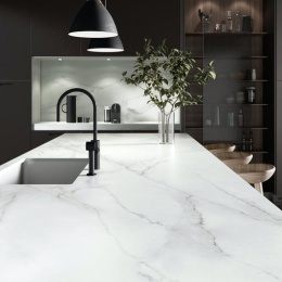 Dekton Rem - przepiękne jasne blaty