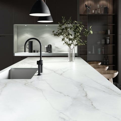 Dekton Rem - przepiękne jasne blaty