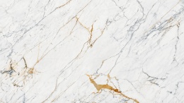 Marazzi Golden White z delikatnym szarym i złotawym użyleniem oraz satynowym wykończeniem