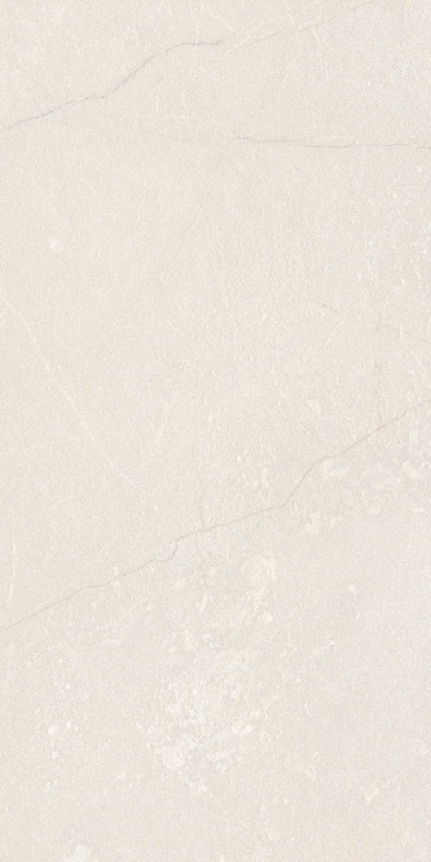 Marazzi Pietra Di Sicilia Beige Riga z jasną kremowo-beżową bazą i cienkimi, nieregularnymi liniami kamienia