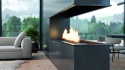 Kominek wykończony konglomeratem TechniStone Crystal Anthracite Pure